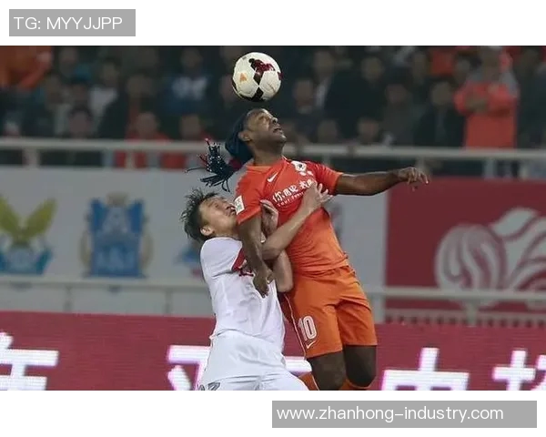 天津权健迎战沈阳球队全力以赴争夺胜利展现实力与斗志