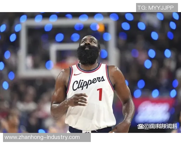 快船与独行侠对决詹姆斯的精彩表现引发球迷热议 快船与独行侠对决詹姆斯的精彩表现引发球迷热议